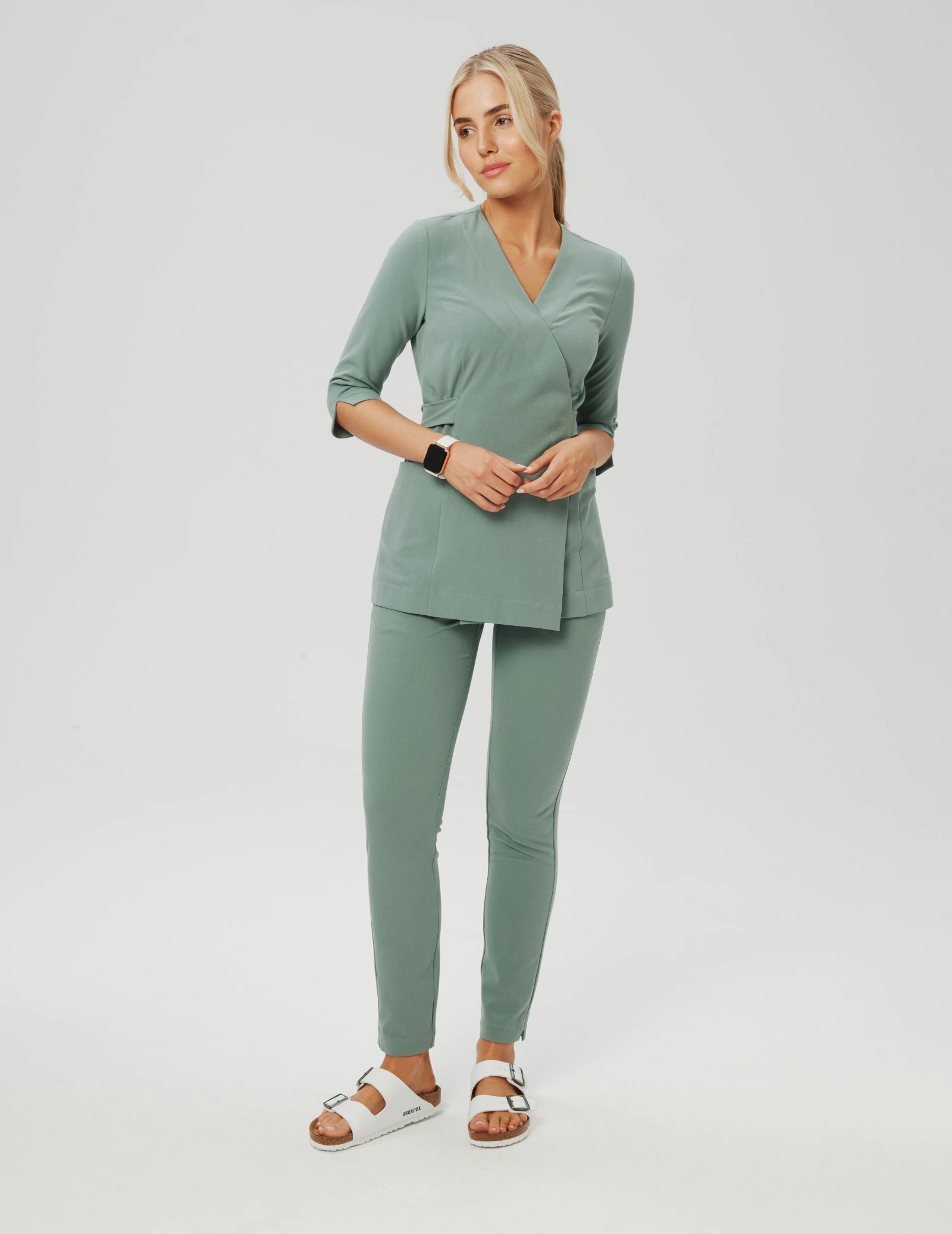 Bluză medicală legată Rosalie - WOODROSE Bluză medicală legată Rosalie - WOODROSE