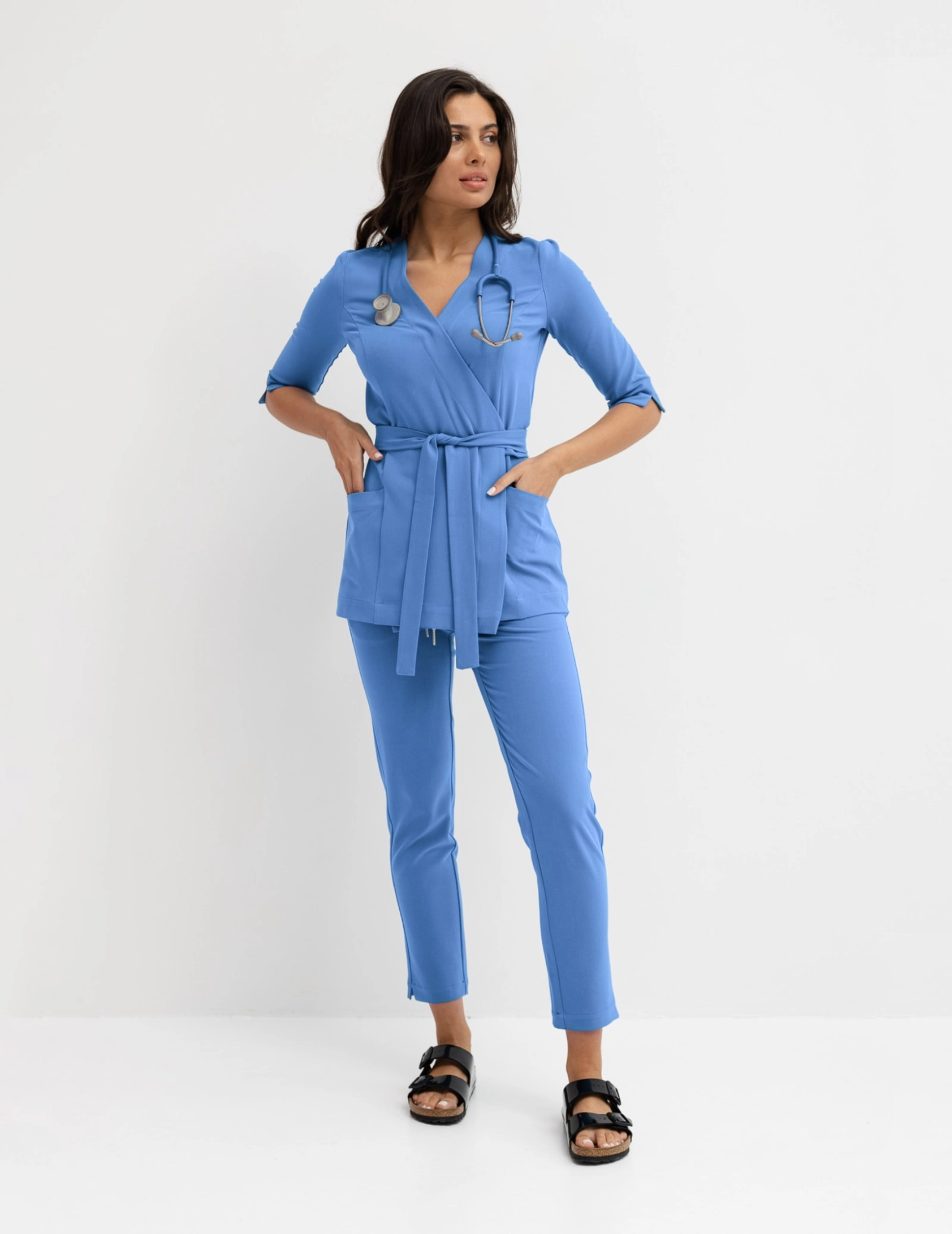 Bluză medicală legată Rosalie - WOODROSE Bluză medicală legată Rosalie - WOODROSE