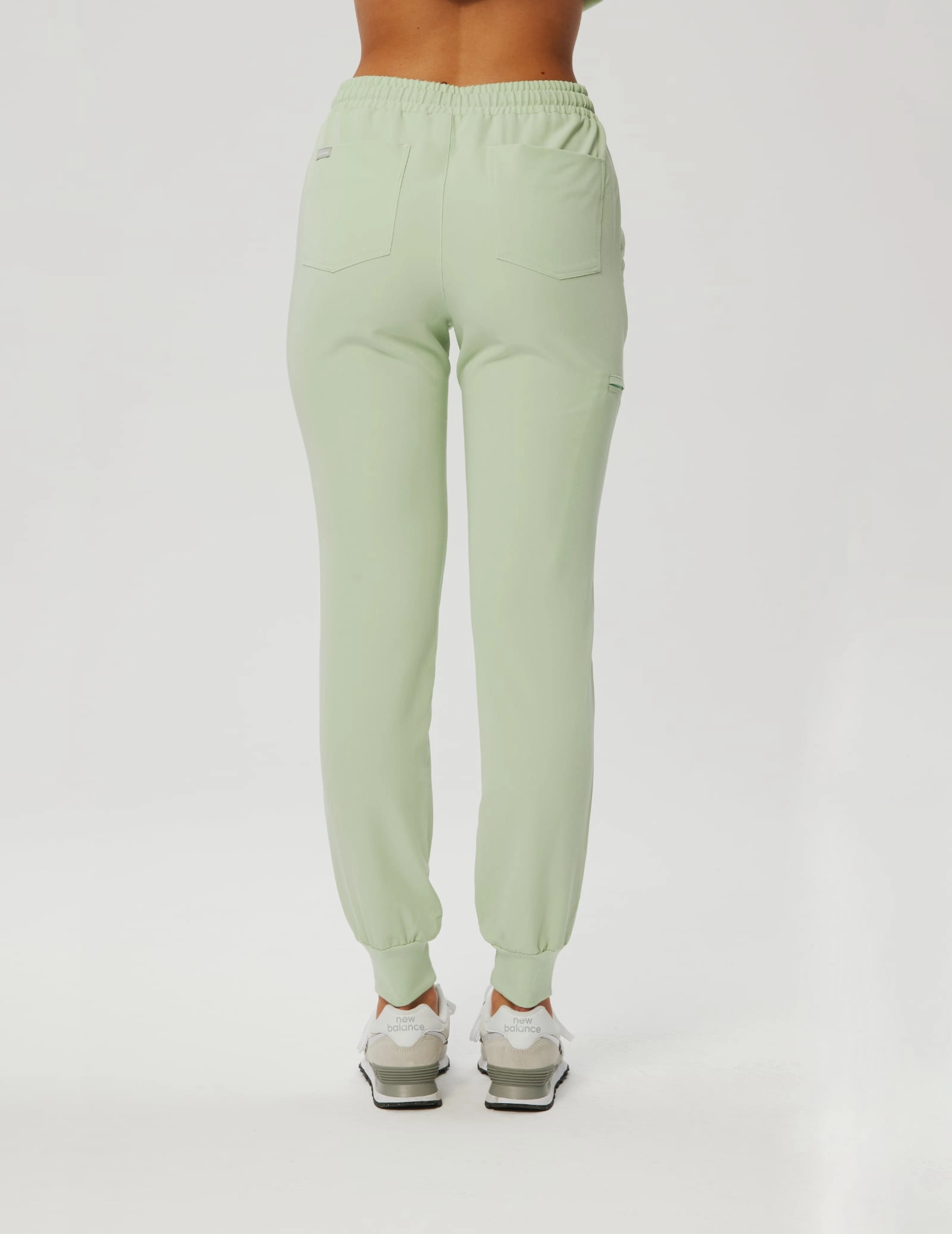 Pantaloni joggers pentru femei - MATCHA LATTE