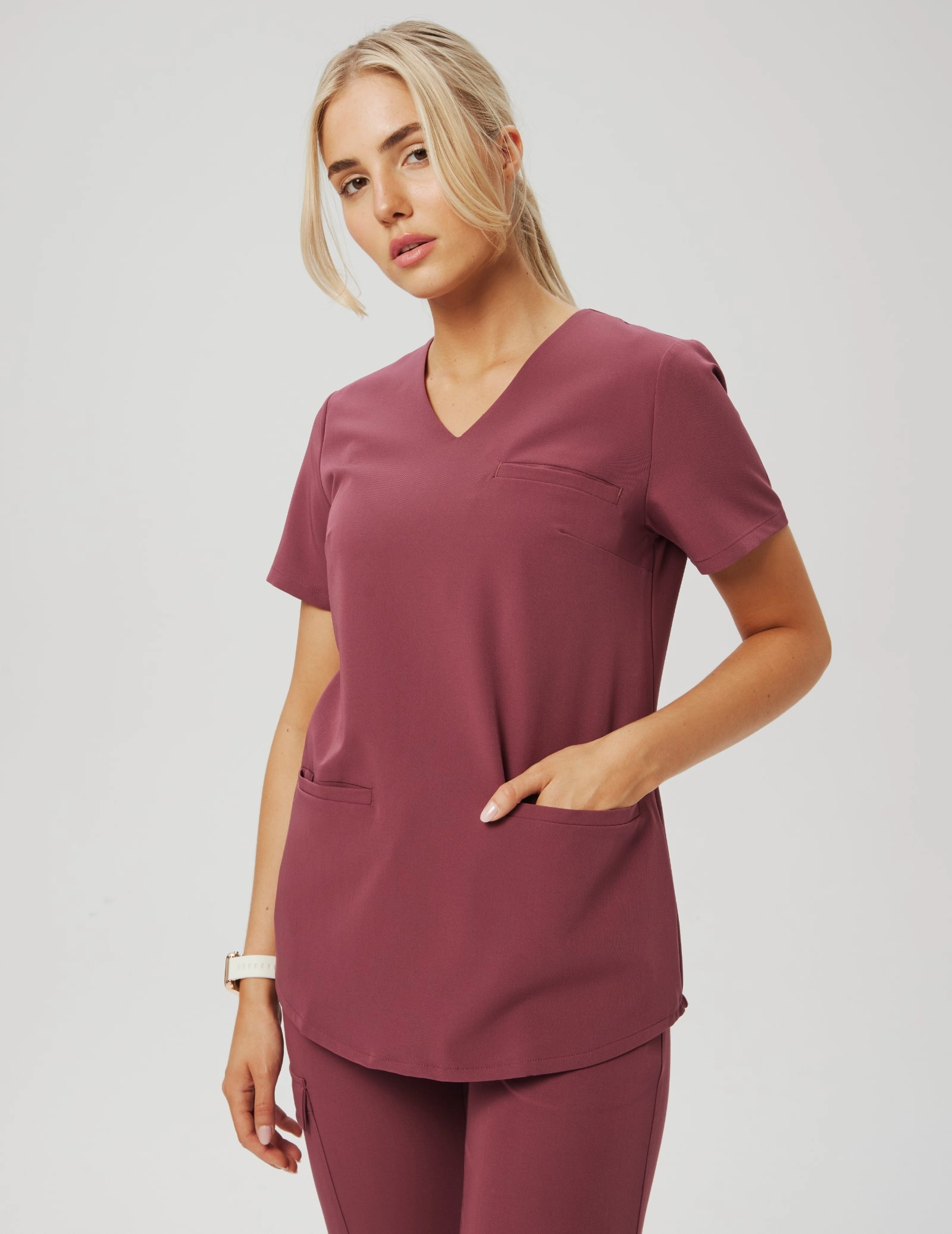Bluza Medyczna Grace - BURGUNDY Bluza Medyczna Grace - BURGUNDY