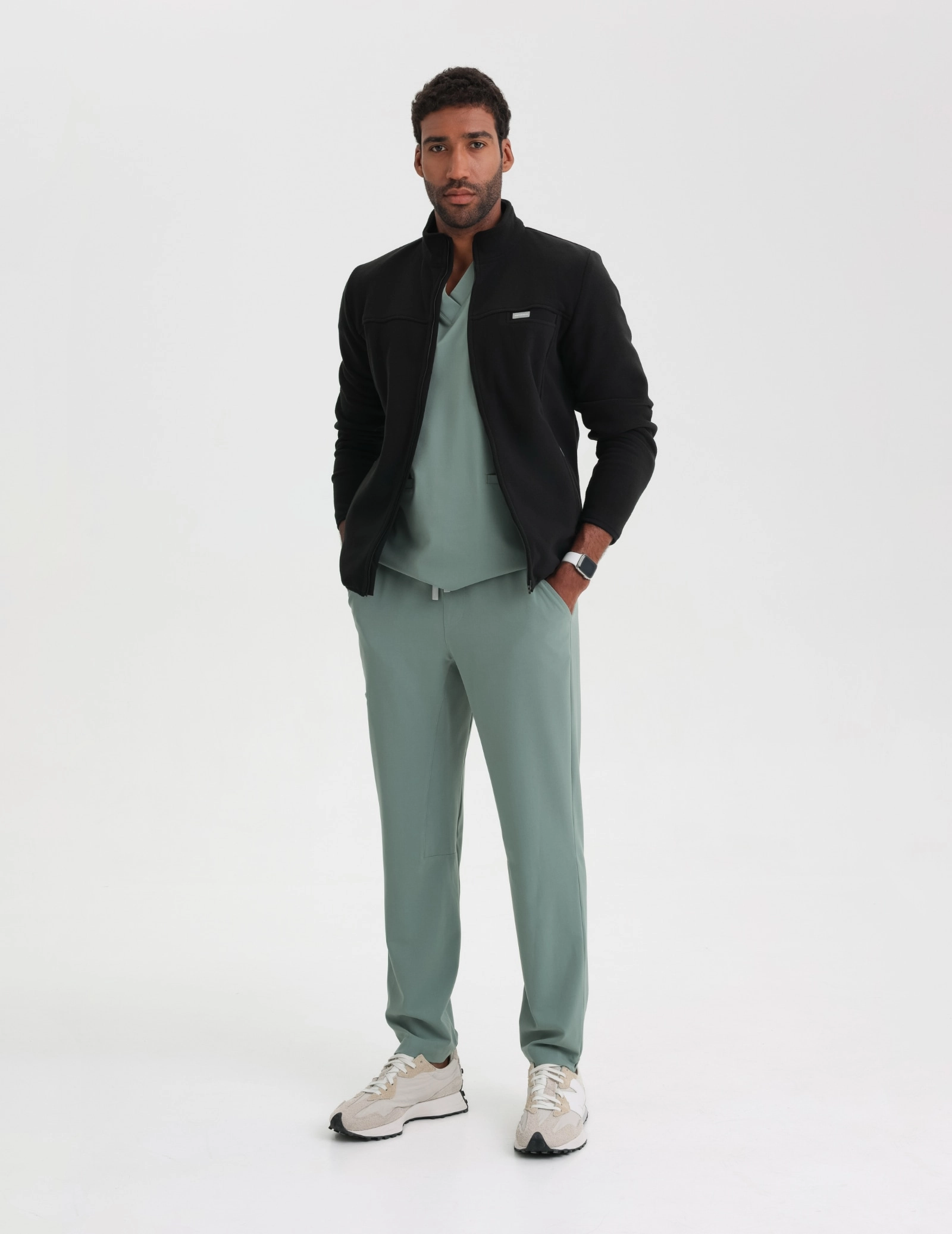 Pantaloni basic pentru bărbați - DUSTY GREEN Pantaloni basic pentru bărbați - DUSTY GREEN