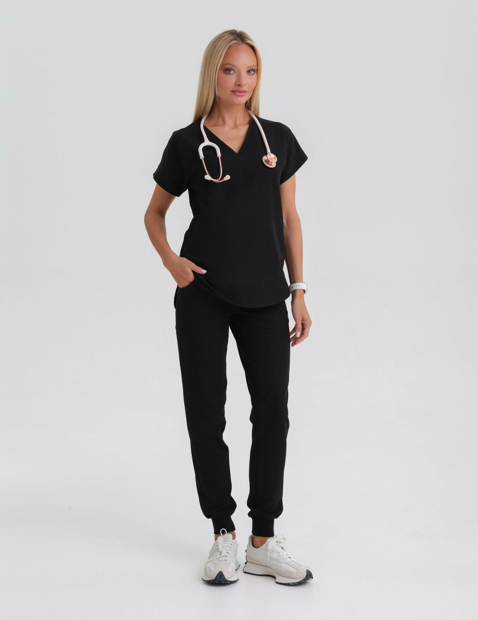 Pantaloni Joggers pentru femei - BLACK Pantaloni Joggers pentru femei - BLACK