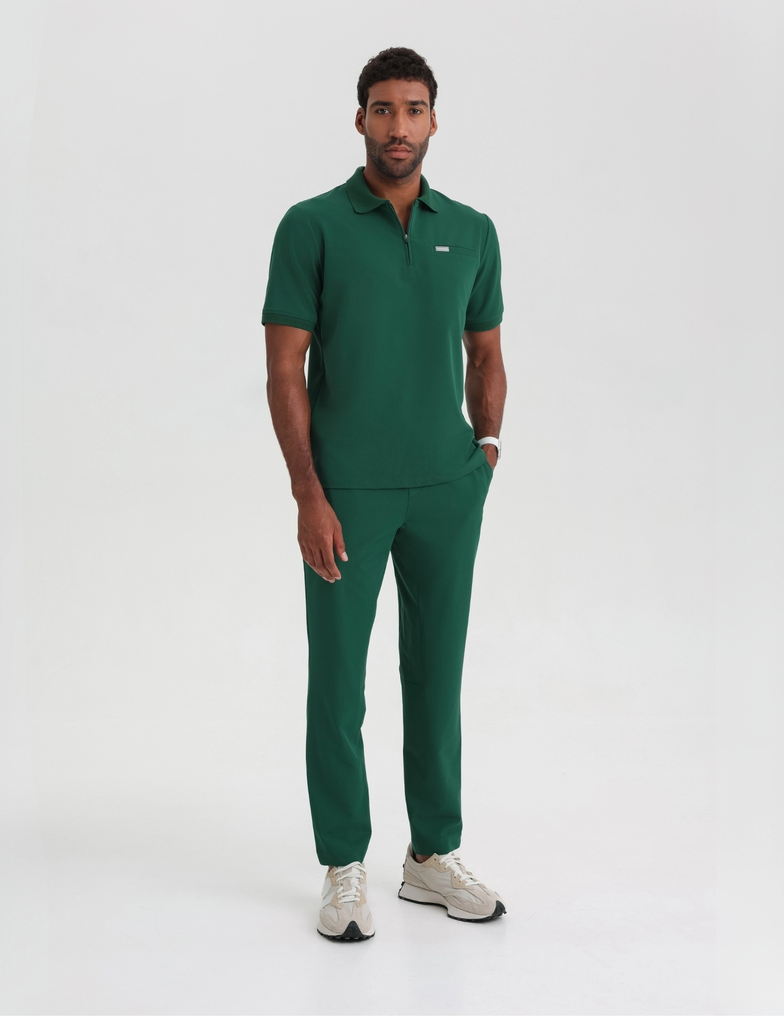 Pantaloni basic pentru bărbați - DEEP GREEN