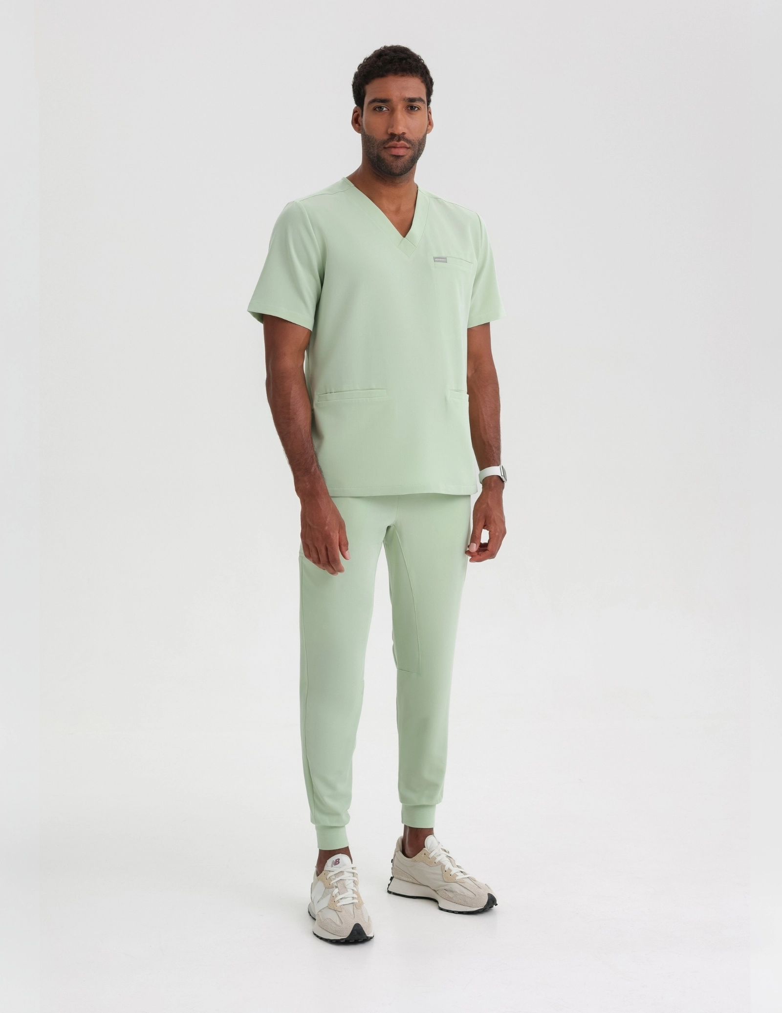 Pantaloni Joggers pentru bărbați - MATCHA LATTE Pantaloni Joggers pentru bărbați - MATCHA LATTE