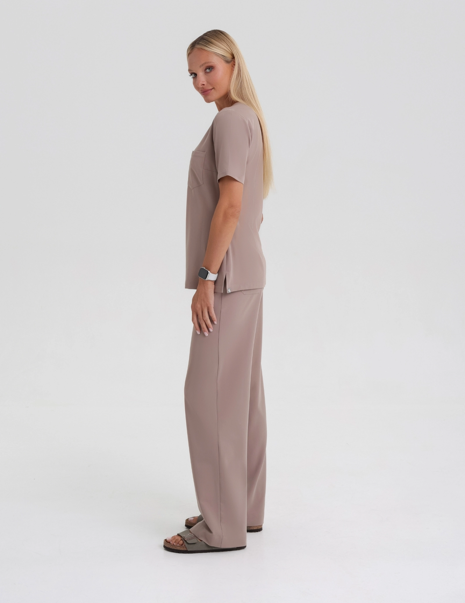 Bluză Medicală Raya One Pocket - BEIGE Bluză Medicală Raya One Pocket - BEIGE