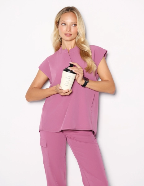 Bluză Medicală Khloe - BERRY SHAKE