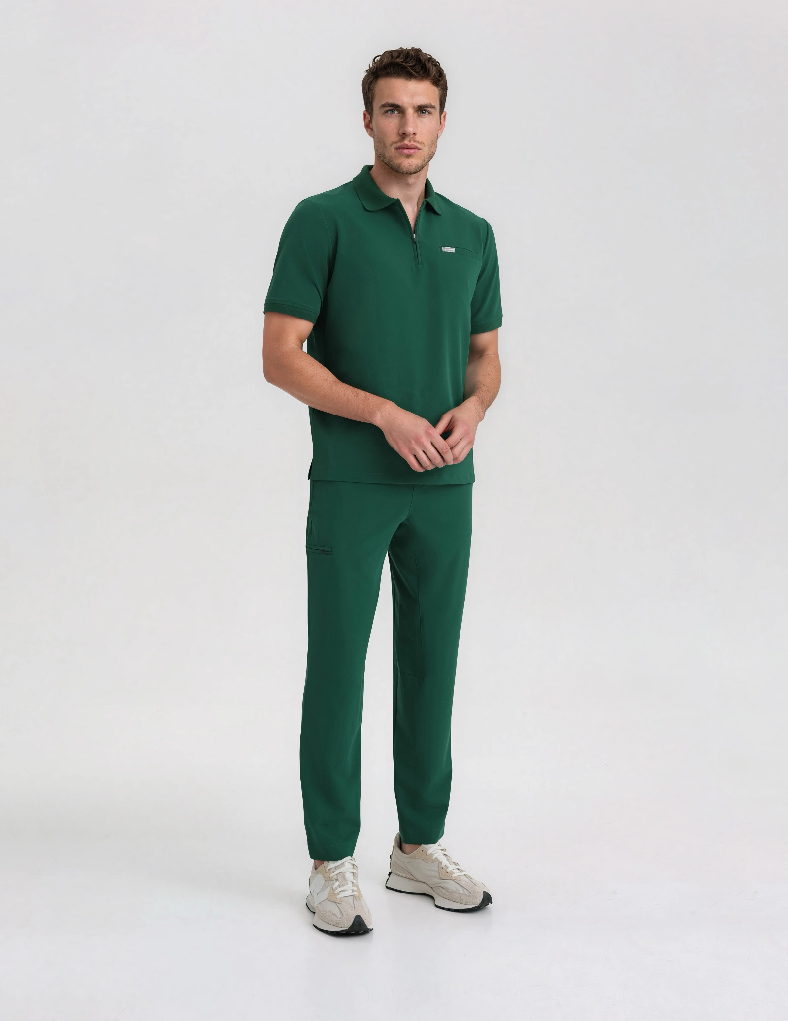 Pantaloni basic pentru bărbați - DEEP GREEN
