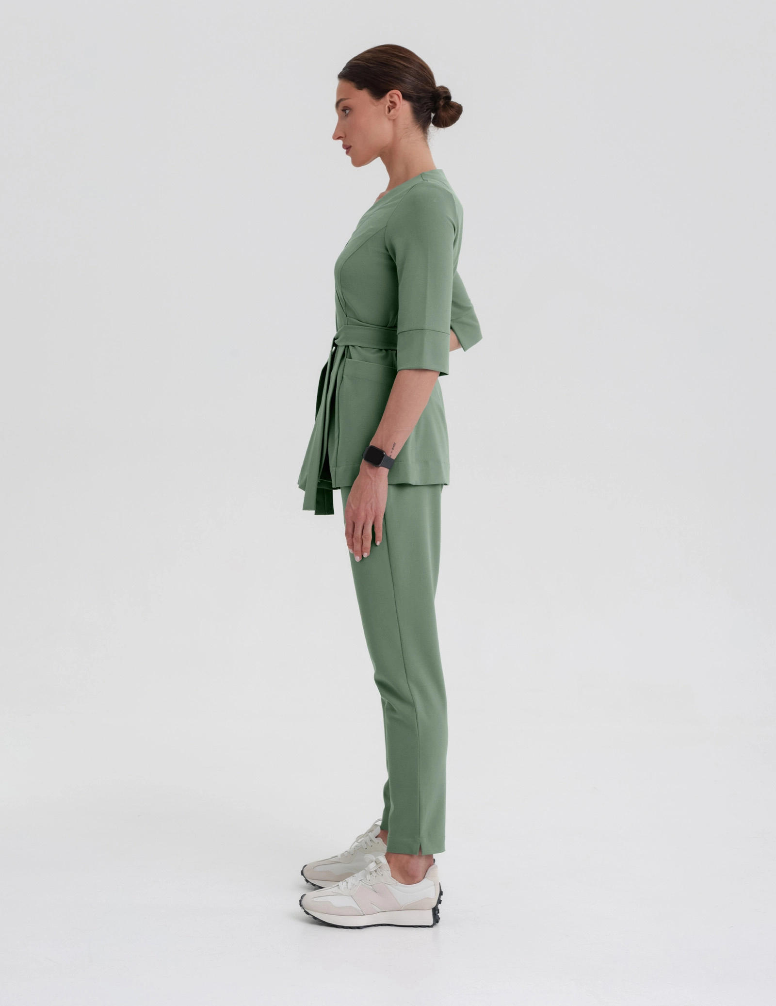 Pantaloni pentru femei Basic - KHAKI