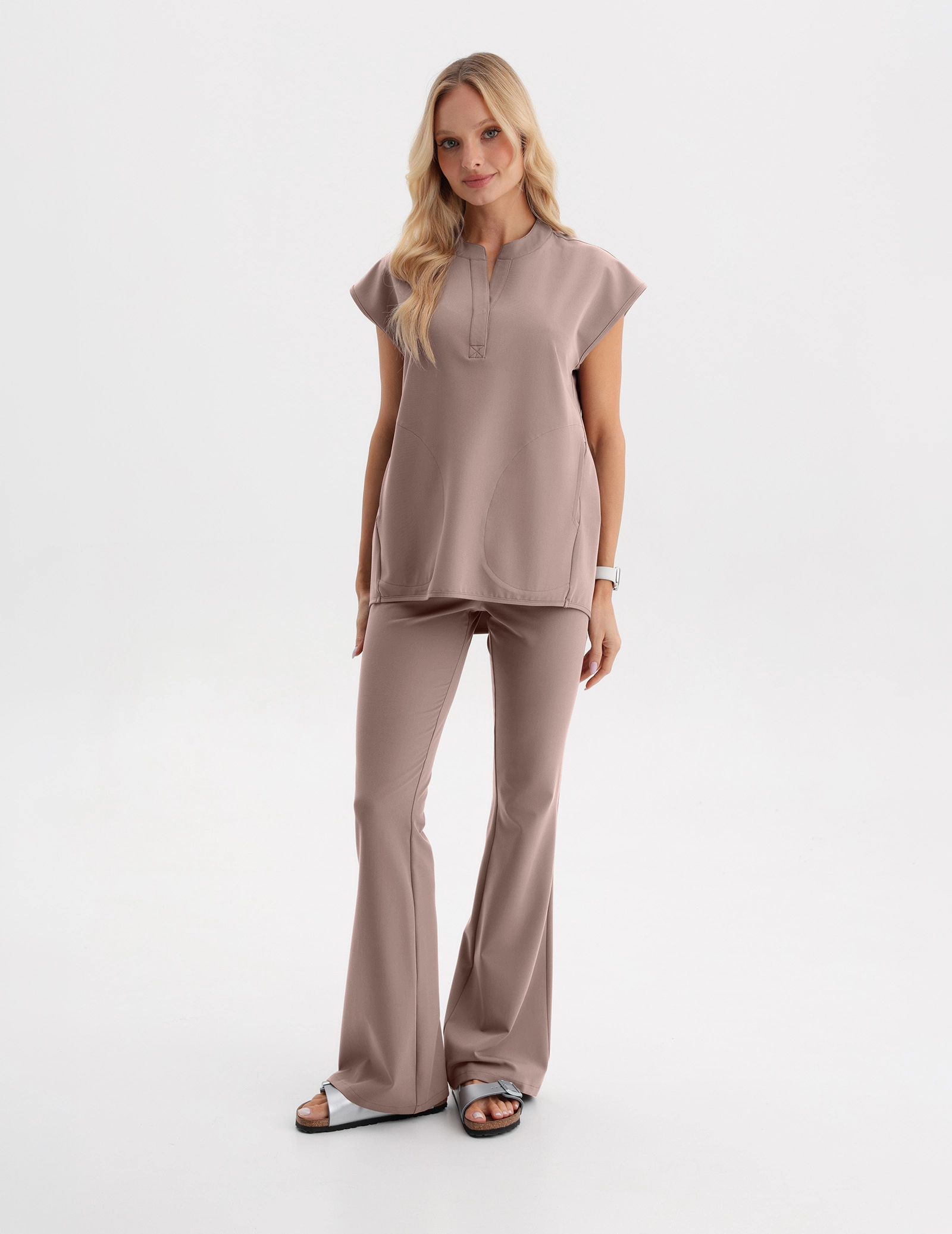 Bluză Medicală Khloe - BEIGE