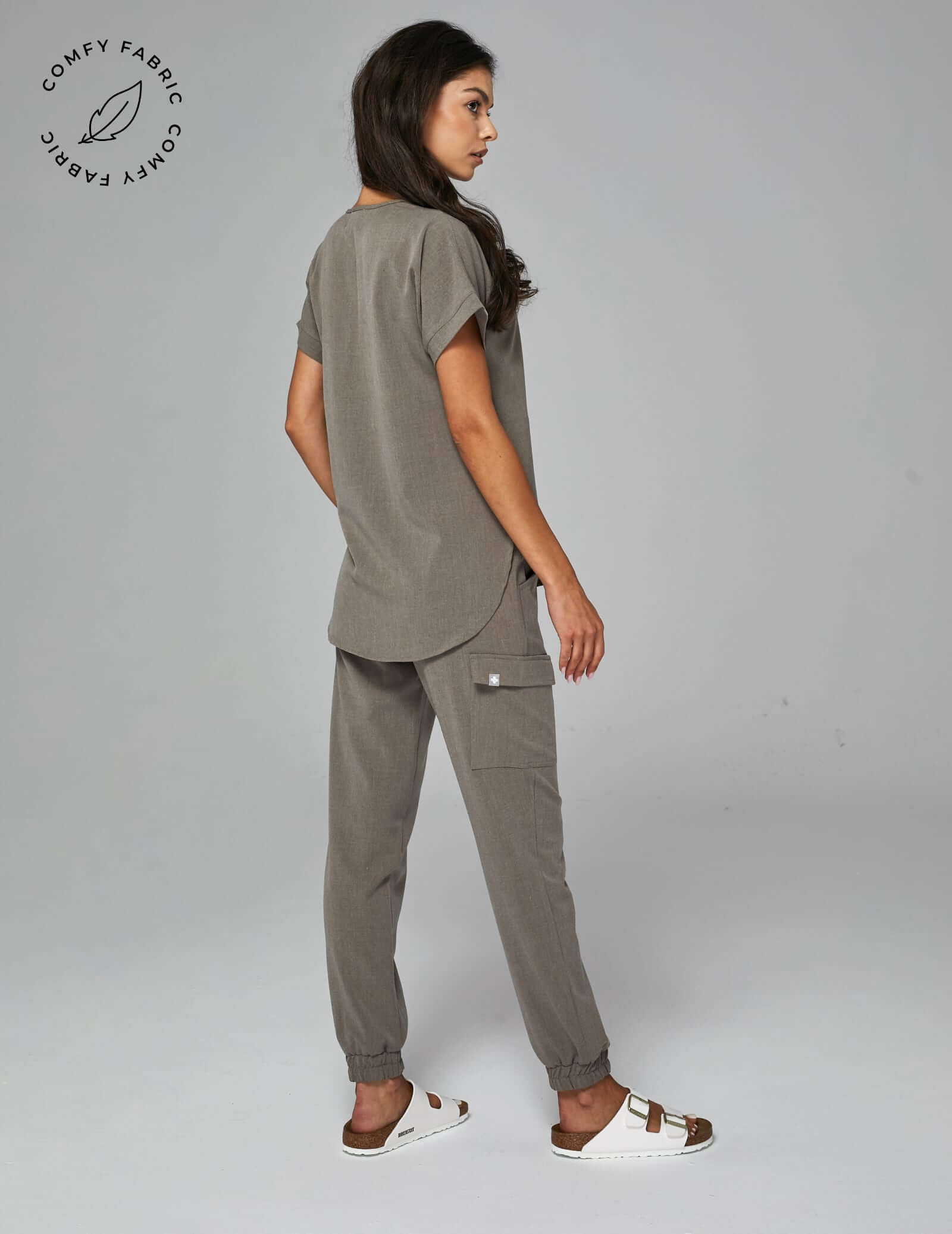 Pantaloni Amelia Joggers - DARK SAND OUTLET Pantaloni Amelia Joggers - DARK SAND OUTLET